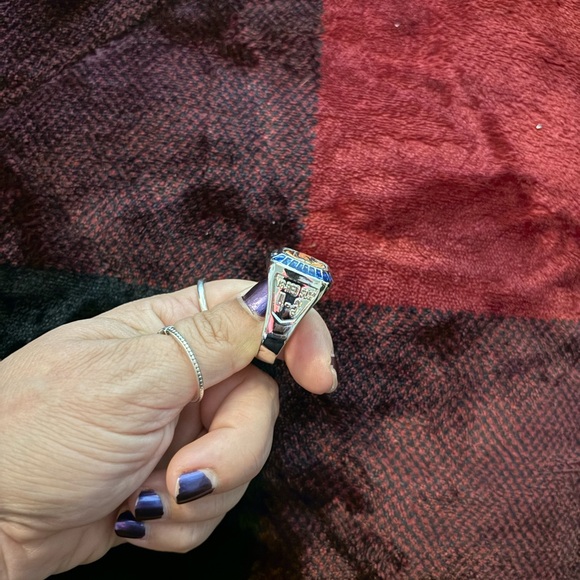 NY Mets MLB Championship Ring - Picture 2 of 3